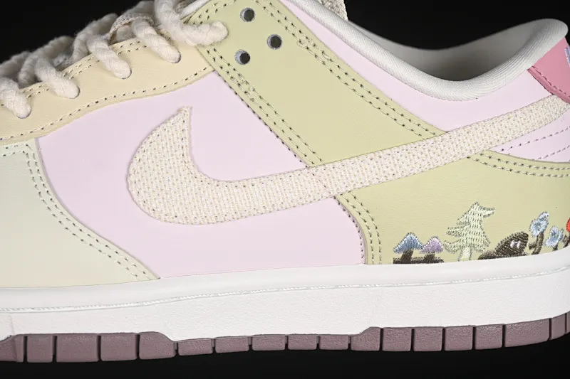 All categories Nk SB Dunk series Nk SB Dunk Low low-top sneakers Nike Dunk Low "Mushroom" floral theme low-top casual sneakers IB8876-661